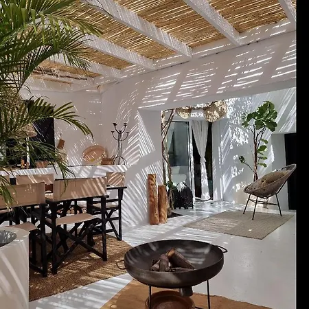 بيت ضيافة Casa Boho Alaminos